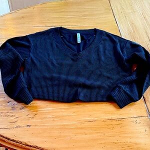 ALO Yoga Muse Charcoal Ribbed V-Neck Top